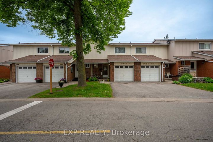 Photo 21 at 21 - 5017 Pinedale Avenue, Appleby, Burlington