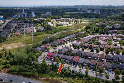 Photo 3 at 8 Lampman Drive, Morningside, Toronto