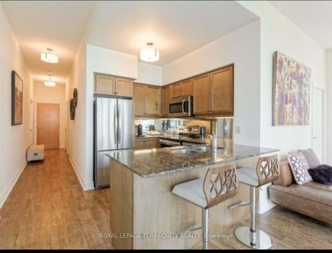 Photo 7 at 403 - 58 Marine Parade Drive, Mimico, Toronto