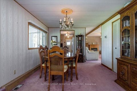 Photo 7 at 10 Mimosa Crescent, Rural Innisfil, Innisfil