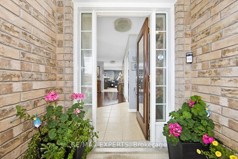 Photo 2 at 2184 Nevils Street, Alcona, Innisfil