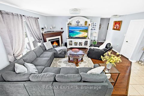 Photo 9 at 2184 Nevils Street, Alcona, Innisfil