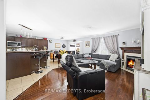 Photo 10 at 2184 Nevils Street, Alcona, Innisfil