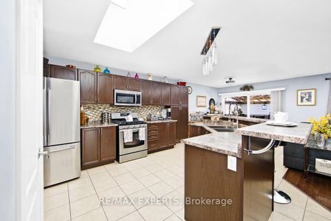 Photo 11 at 2184 Nevils Street, Alcona, Innisfil