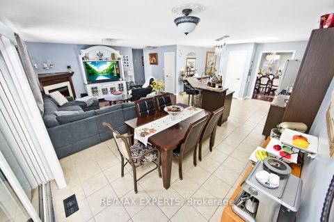 Photo 13 at 2184 Nevils Street, Alcona, Innisfil