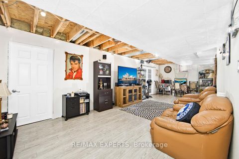 Photo 19 at 2184 Nevils Street, Alcona, Innisfil