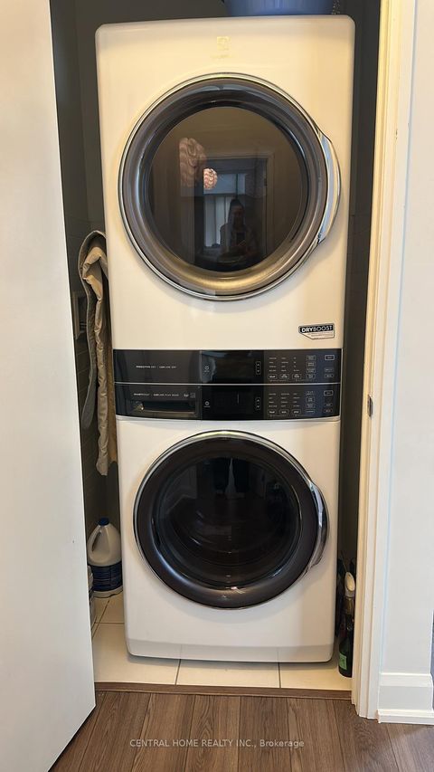 Photo 17 at 210 - 2910 Highway 7 Road, Concord, Vaughan Photo 17 at 210 - 2910 Highway 7 Road, Concord, Vaughan