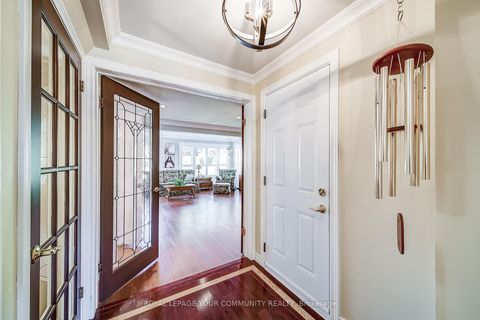 Photo 3 at 36 Devins Drive, Aurora Heights, Aurora