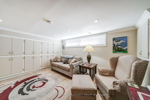 Photo 26 at 36 Devins Drive, Aurora Heights, Aurora