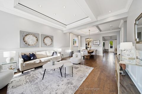 Photo 2 at 115 Dorset Road, Cliffcrest, Toronto