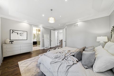 Photo 15 at 115 Dorset Road, Cliffcrest, Toronto