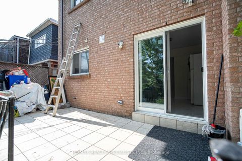Photo 25 at 25 Auburn Avenue, Davenport, Toronto