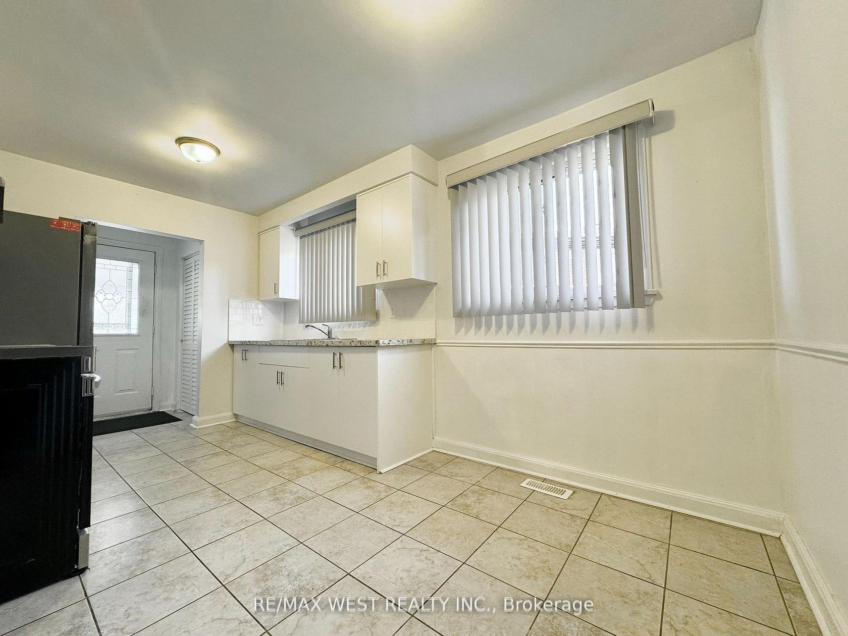 25 Bimini Crescent, Black Creek, Toronto 