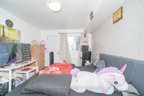 Photo 20 at 575 Bellamy Road N, Woburn, Toronto