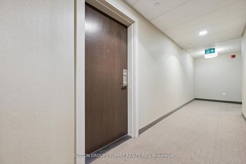 Photo 4 at 433 - 216 Oak Park Boulevard, RO River Oaks, Oakville