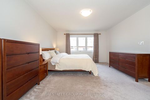 Photo 24 at 65 Bellflower Lane, Oak Ridges Lake Wilcox, Richmond Hill