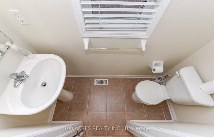 Photo 6 at 164 Gardenbrooke Trail, Bram East, Brampton
