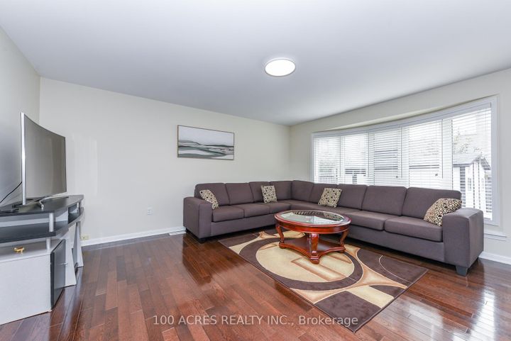 Photo 16 at 164 Gardenbrooke Trail, Bram East, Brampton