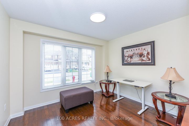 Photo 20 at 164 Gardenbrooke Trail, Bram East, Brampton