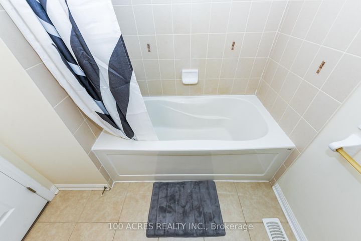 Photo 31 at 164 Gardenbrooke Trail, Bram East, Brampton