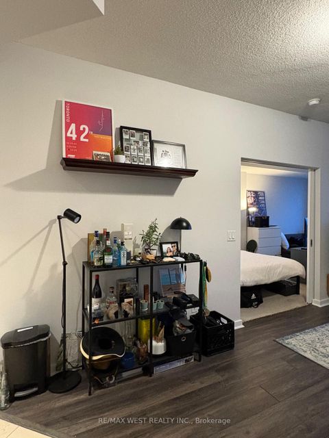 Photo 7 at 2204 - 218 Queens Quay W, Waterfront Communities C1, Toronto