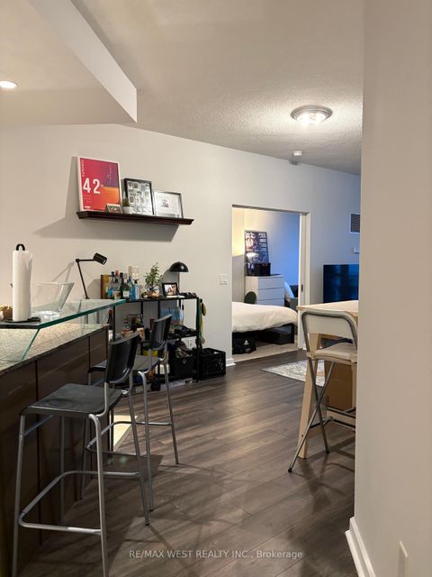 Photo 8 at 2204 - 218 Queens Quay W, Waterfront Communities C1, Toronto