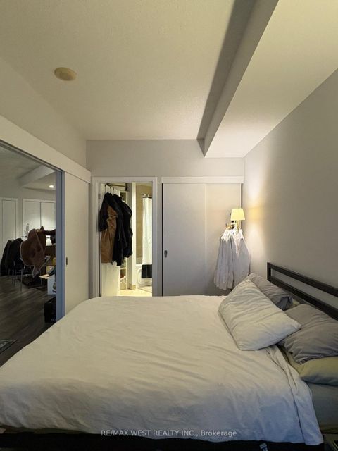 Photo 9 at 2204 - 218 Queens Quay W, Waterfront Communities C1, Toronto