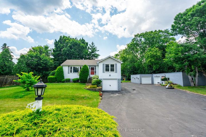 Photo 2 at 458 Elwood Road, Roseland, Burlington