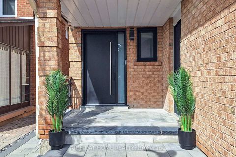 Photo 1 at 188 Oliver Lane, Maple, Vaughan
