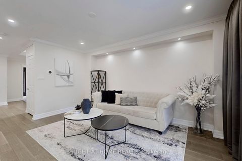 Photo 8 at 188 Oliver Lane, Maple, Vaughan