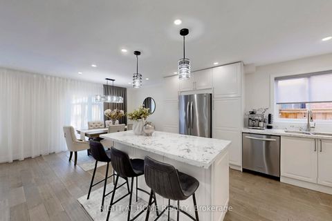Photo 11 at 188 Oliver Lane, Maple, Vaughan