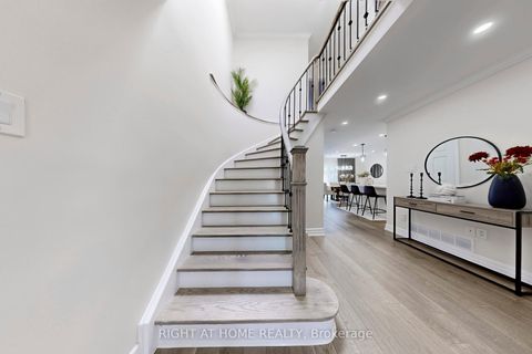 Photo 17 at 188 Oliver Lane, Maple, Vaughan