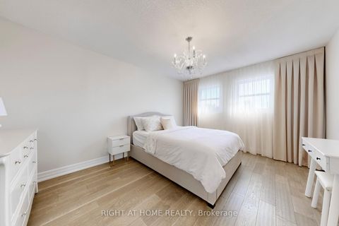 Photo 26 at 188 Oliver Lane, Maple, Vaughan