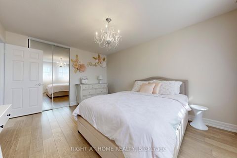 Photo 28 at 188 Oliver Lane, Maple, Vaughan