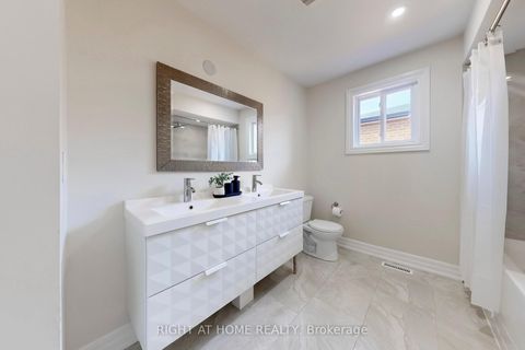 Photo 31 at 188 Oliver Lane, Maple, Vaughan