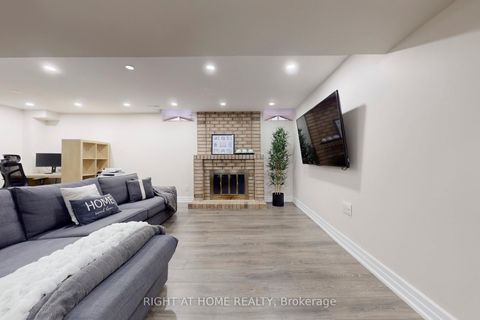 Photo 37 at 188 Oliver Lane, Maple, Vaughan