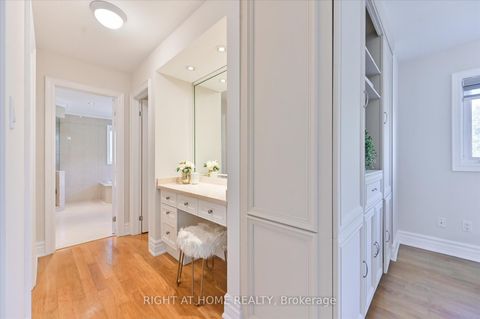 Photo 18 at 154 Charlton Boulevard, Newtonbrook West, Toronto