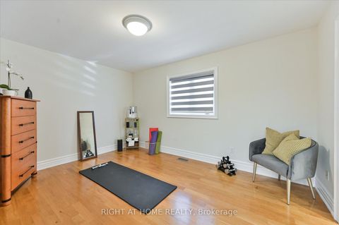 Photo 22 at 154 Charlton Boulevard, Newtonbrook West, Toronto