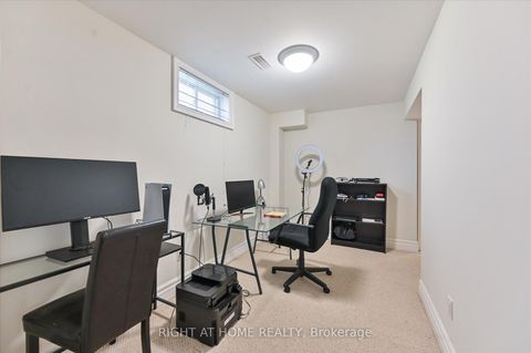 Photo 29 at 154 Charlton Boulevard, Newtonbrook West, Toronto
