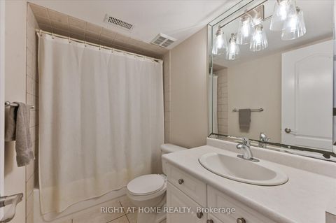 Photo 30 at 154 Charlton Boulevard, Newtonbrook West, Toronto