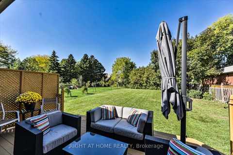 Photo 31 at 154 Charlton Boulevard, Newtonbrook West, Toronto