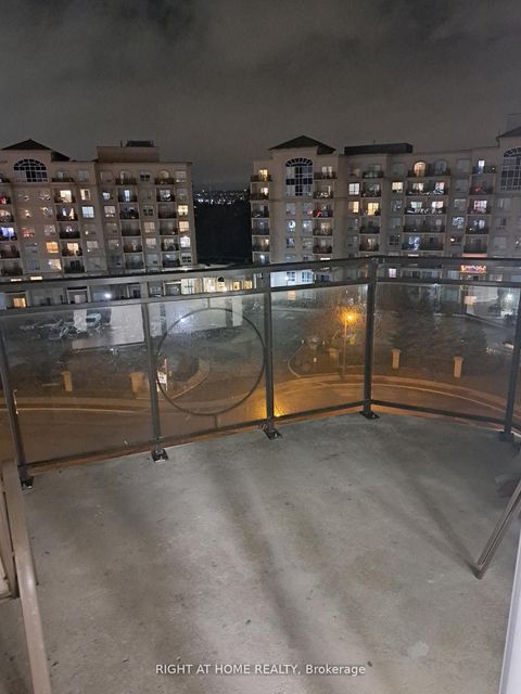 Photo 2 at 704 - 1 Maison Parc Court, Lakeview Estates, Vaughan