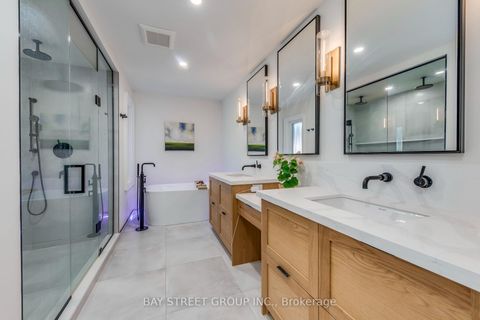 Photo 22 at 128 beverley glen Boulevard, Beverley Glen, Vaughan