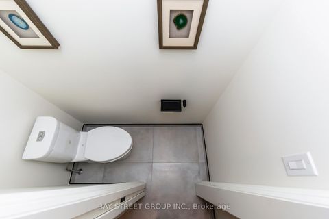 Photo 24 at 128 beverley glen Boulevard, Beverley Glen, Vaughan