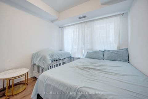 Photo 41 at 327 - 395 Dundas Street W, OA Rural Oakville, Oakville
