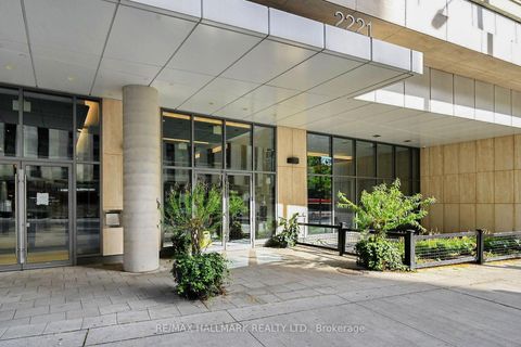 Photo 25 at 313 - 2221 Yonge Street, Mount Pleasant West, Toronto