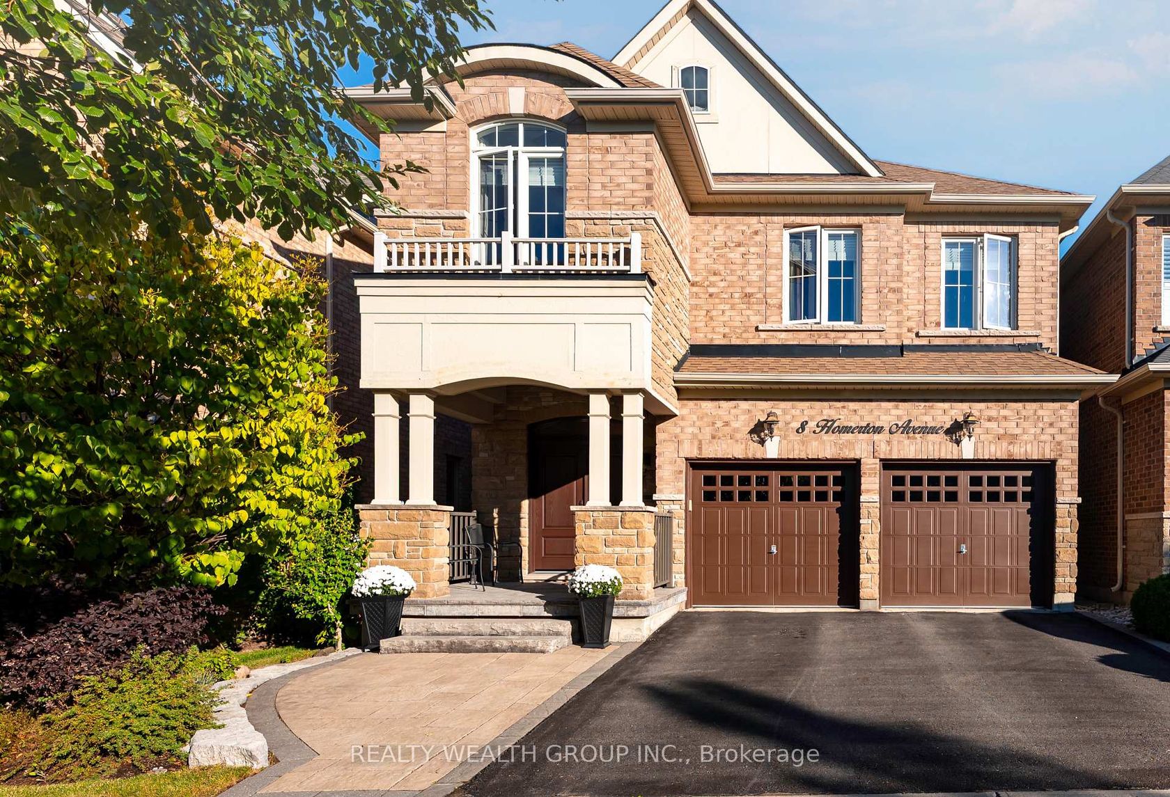 8 Homerton Avenue, Oak Ridges, Richmond Hill 