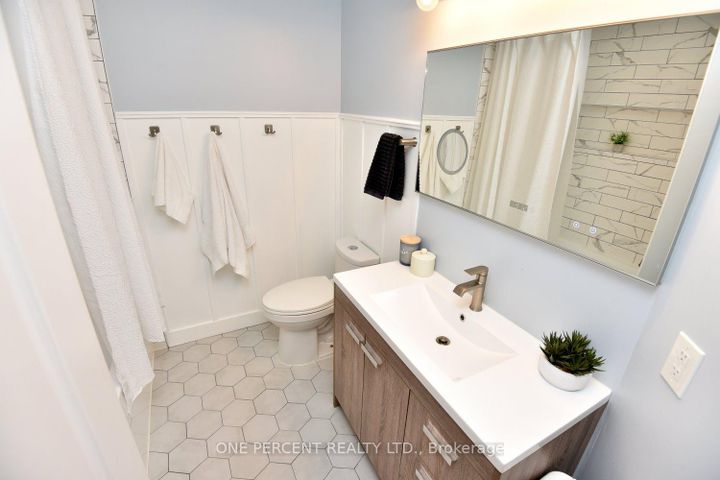 Photo 24 at 203 - 2075 Walkers Line, Rose, Burlington