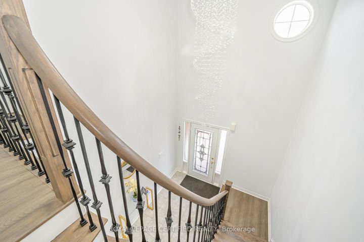 Photo 4 at 335 Bessborough Drive, HA Harrison, Milton