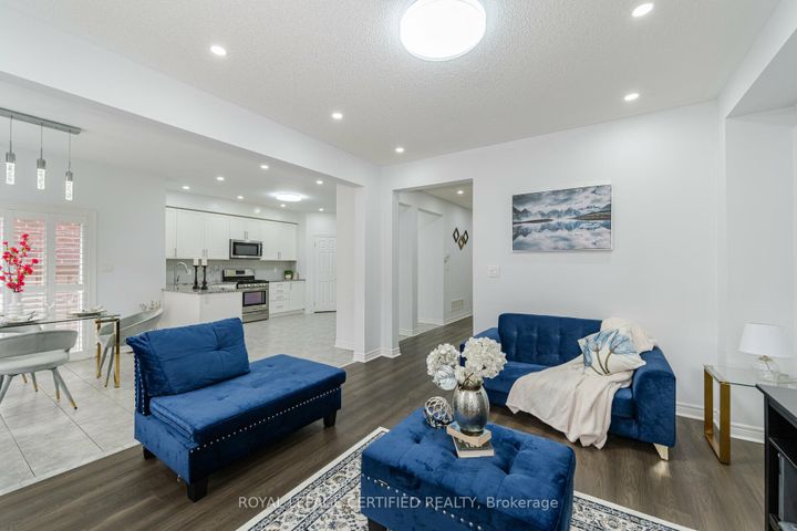Photo 15 at 335 Bessborough Drive, HA Harrison, Milton